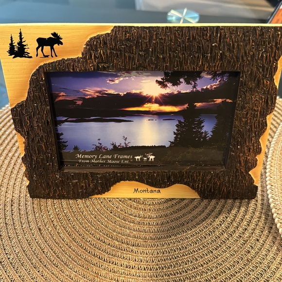 Montana NWT Brown deer tree picture frame rustic - Picture 2 of 4